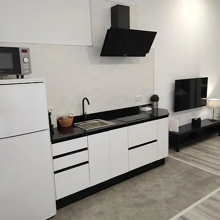 Apartamento Turistico Lyra Baena Exterior photo